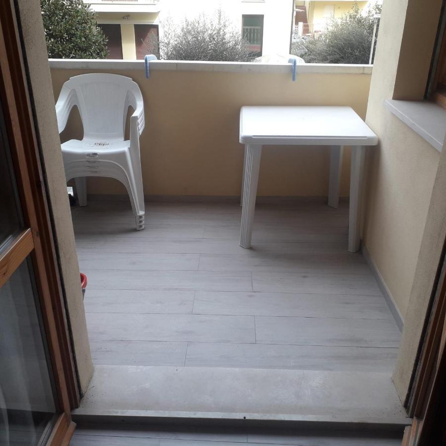 Ferienwohnung Ad Un Passo Dal Mare Porto SantʼElpidio Exterior foto