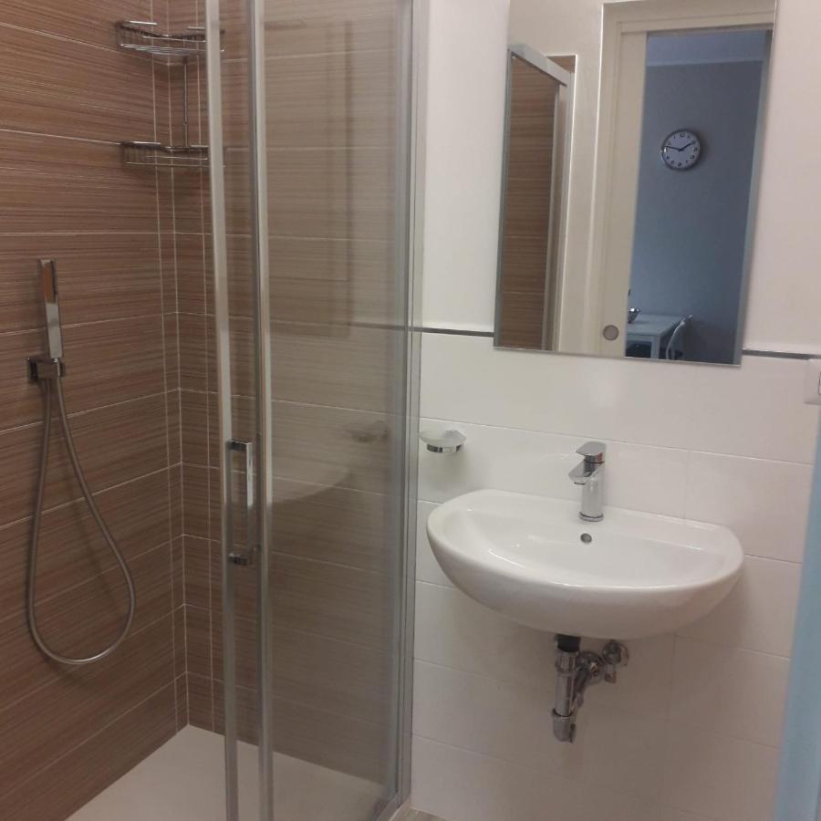 Ferienwohnung Ad Un Passo Dal Mare Porto SantʼElpidio Exterior foto