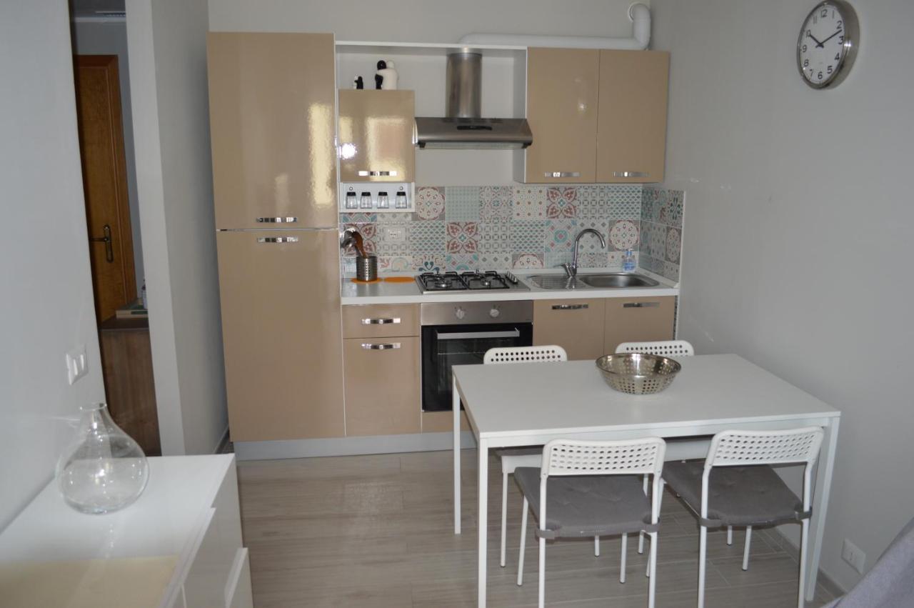 Ferienwohnung Ad Un Passo Dal Mare Porto SantʼElpidio Exterior foto