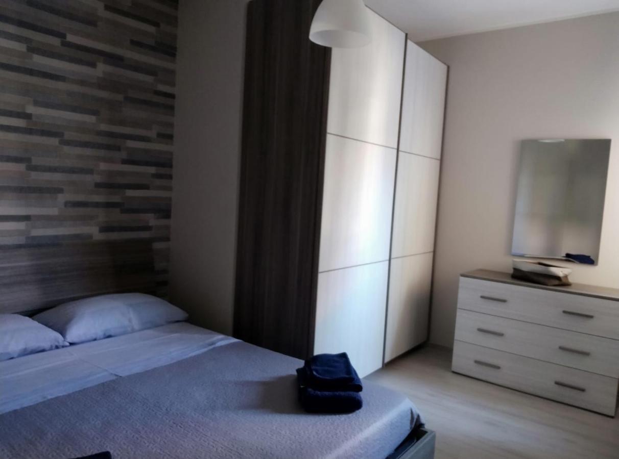 Ferienwohnung Ad Un Passo Dal Mare Porto SantʼElpidio Exterior foto