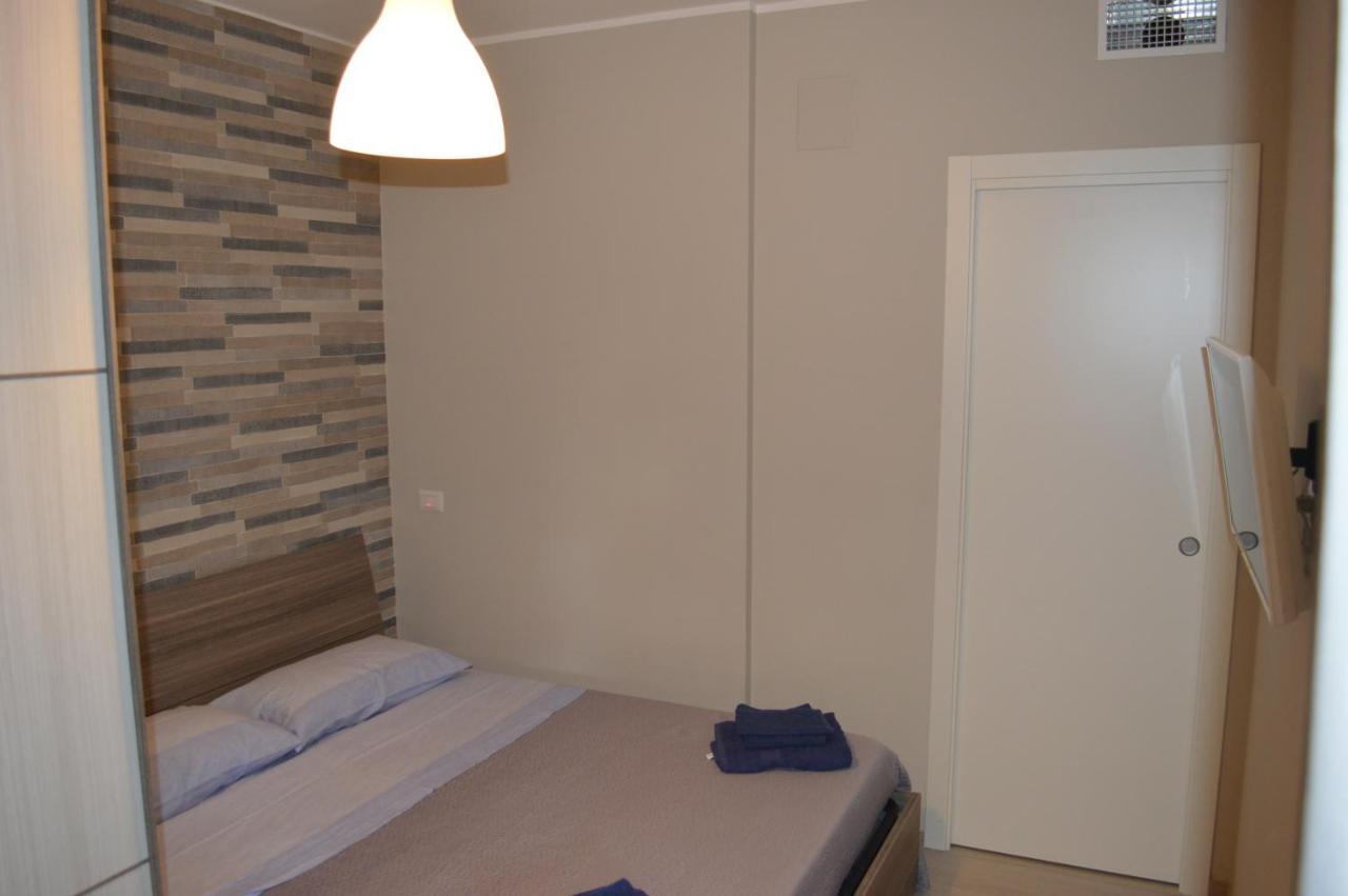 Ferienwohnung Ad Un Passo Dal Mare Porto SantʼElpidio Exterior foto